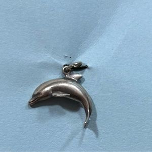 Silver dolphin pendant